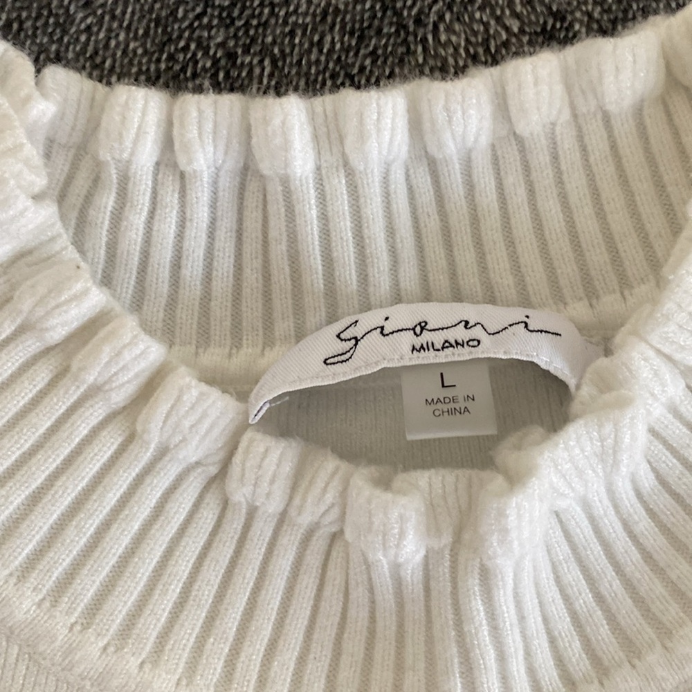 Sweater - Picture 3 of 4